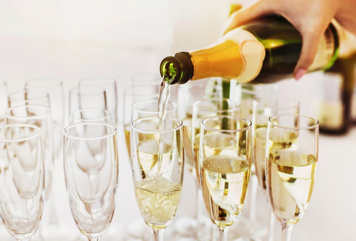how much champagne to get drunk