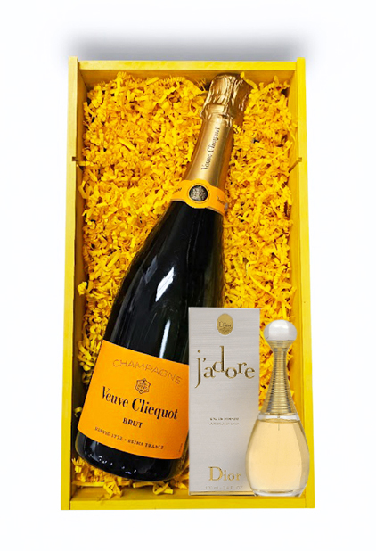 Veuve Clicquot Brut and J'adore Dior Perfume Gift Set | Buy Now